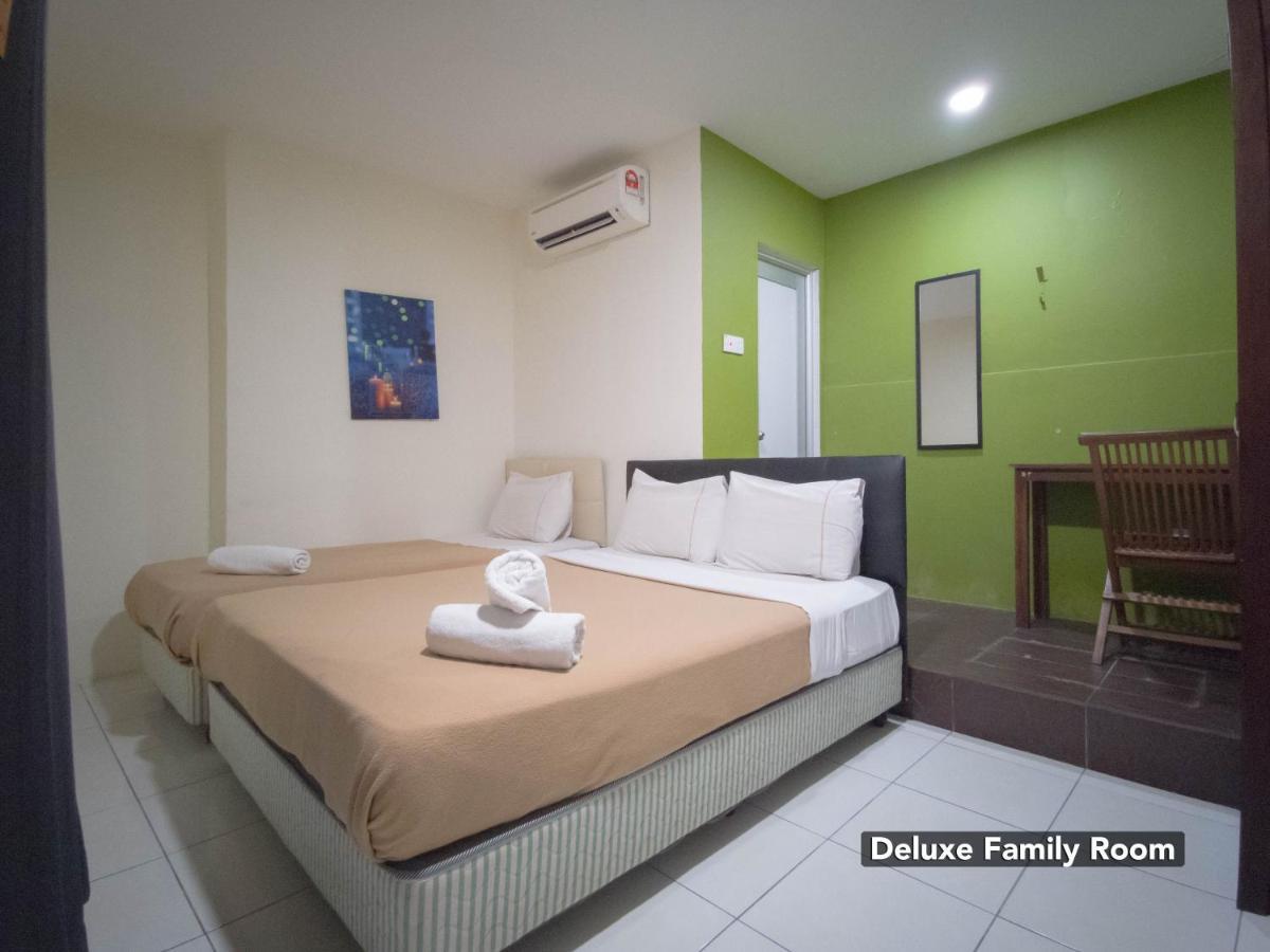 Отель V'La Heritage Melaka Экстерьер фото