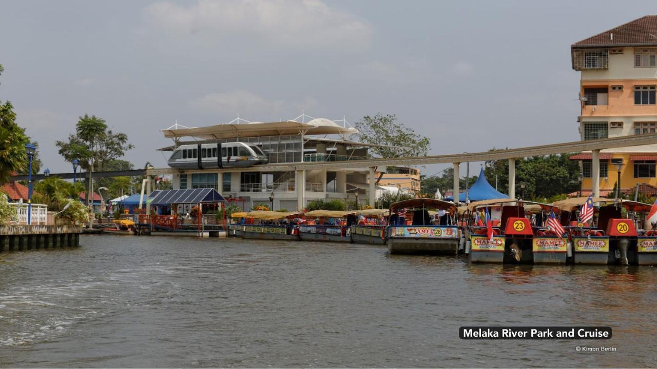 Отель V'La Heritage Melaka Экстерьер фото